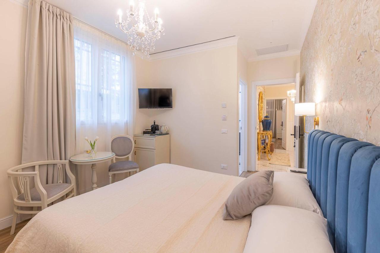 Crys: Rooms, Holiday, Business Verona Exterior photo